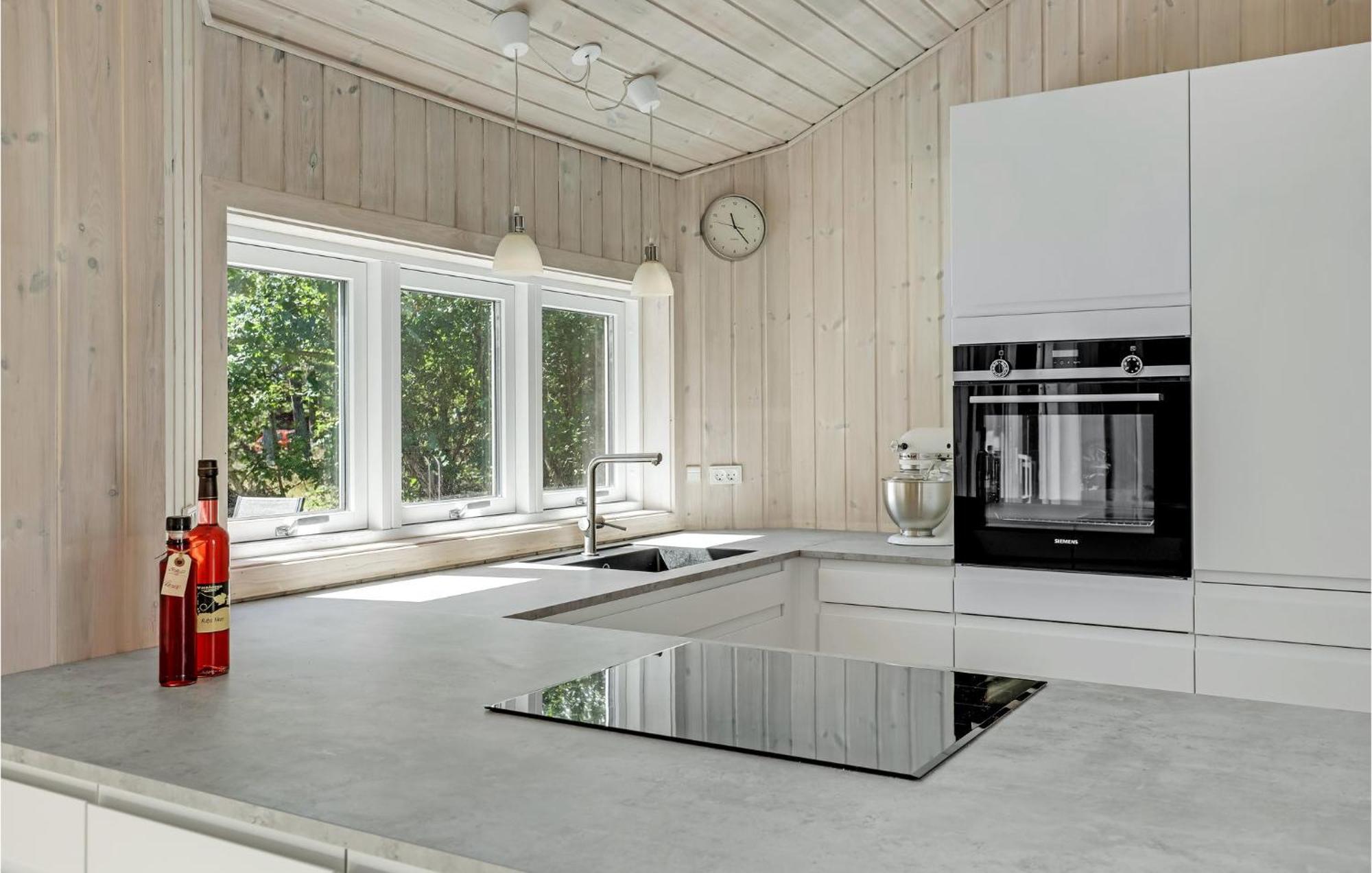 Awesome Home In Nexo With Sauna Snogebæk Exteriör bild