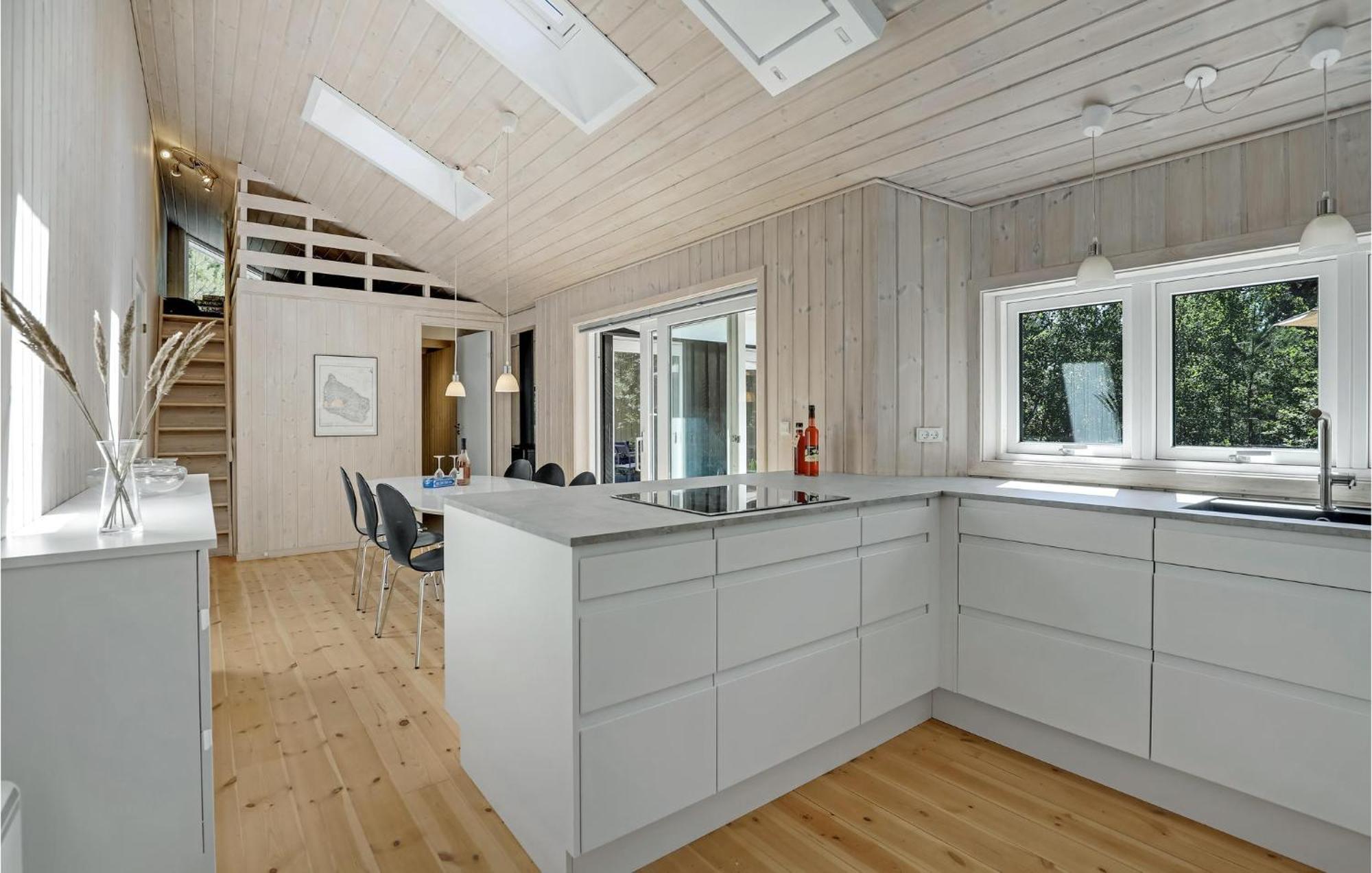 Awesome Home In Nexo With Sauna Snogebæk Exteriör bild